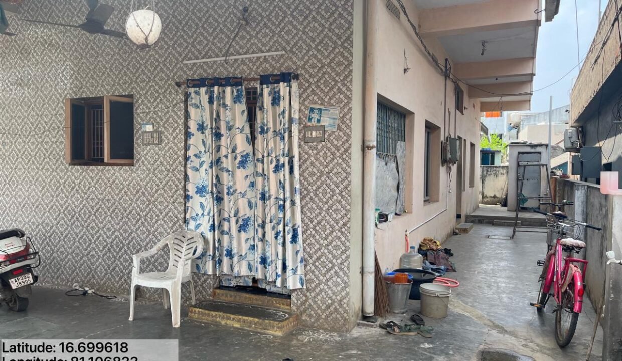 House For Sale In Eluru